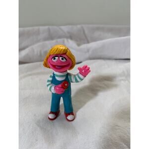 Sesame Street Betty Lou Overalls Plastic PVC Toy Figure Topper 3” JHP Vintage